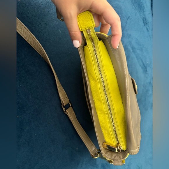 Tory Burch Rachel Envelope Grey Neon Yellow Crossbody Bag - Picture 11 of 14